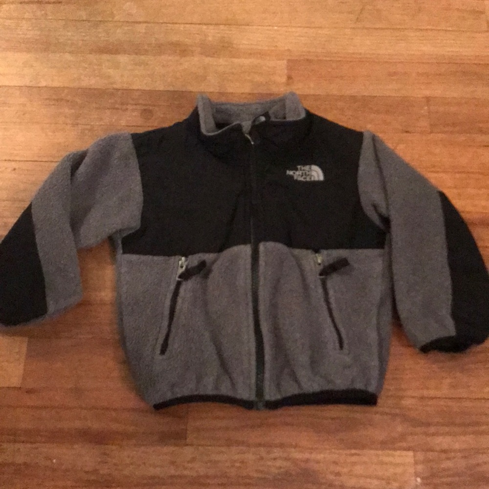 Boys 2T North Face black grey fleece